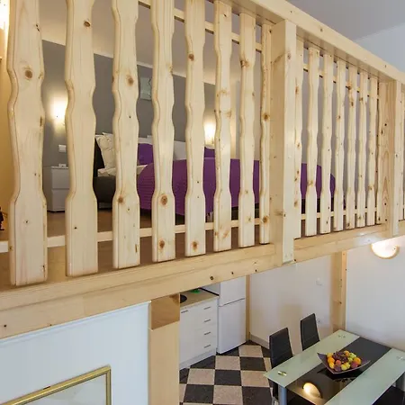 Apartment Storia *